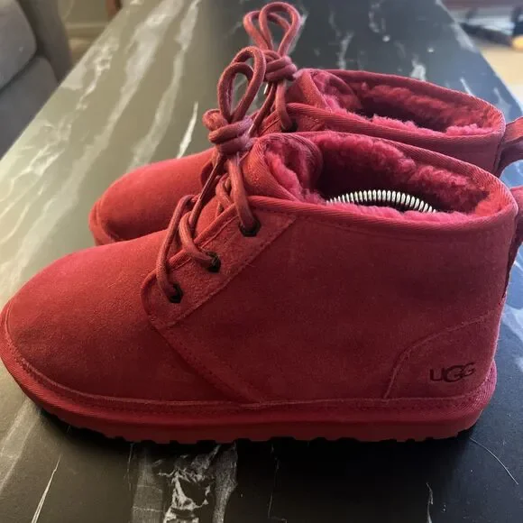 UGG Neumel Red Chukka Mens Size US 8, EU 41 Ankle Boots Suede Lace Up - Picture 2 of 15